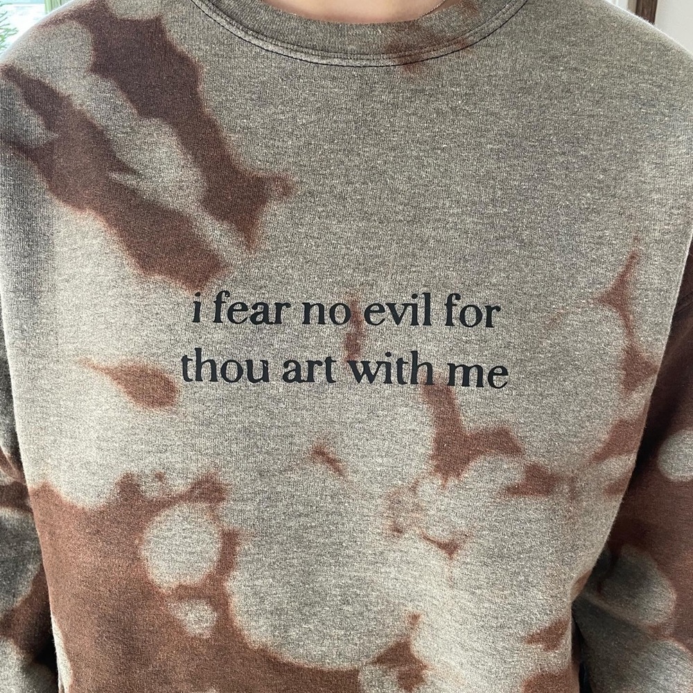 Psalm 23:4 crew neck